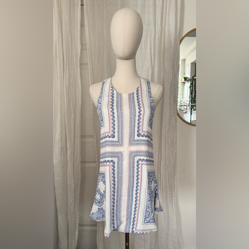 White Paisley Patterned High Neck Tank Tunic Top - Picture 2 of 12
